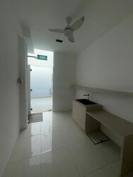 Upper Thomson Road (D20), Shop House #568705291